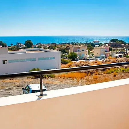 Gennadi Gardens & 3*